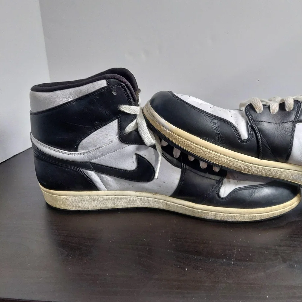 Nike Air Jordan 1 Retro‎ High Shoes Mens Size 15 Black White Panda 332550-011